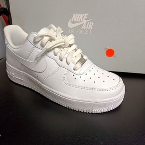 Women Air Force 1